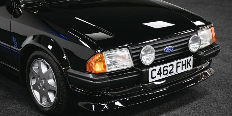 Princess Diana's Ford Escort RS Turbo Series 1 front three quarter view close up