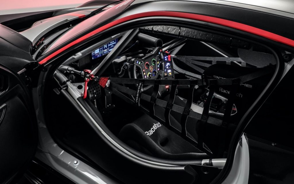 Porsche 911 GT3 R interior view