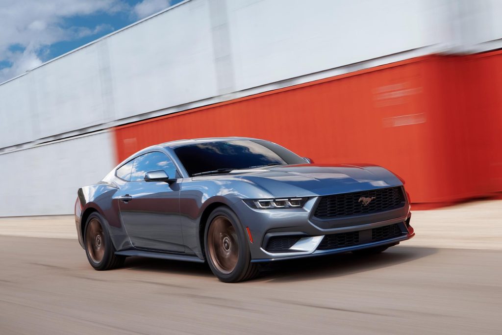 2024 Ford Mustang low driving action