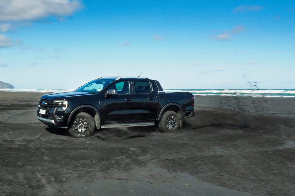 2022 Ford Ranger Wildtrak V6 skidding up sand