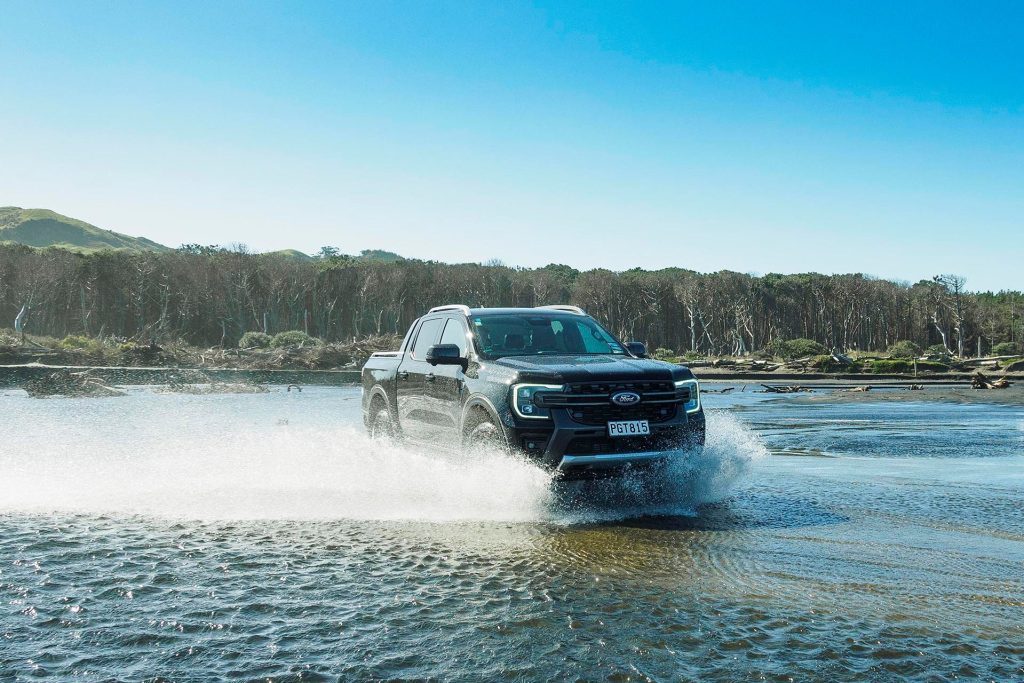 2022 Ford Ranger Wildtrak V6 driving through river