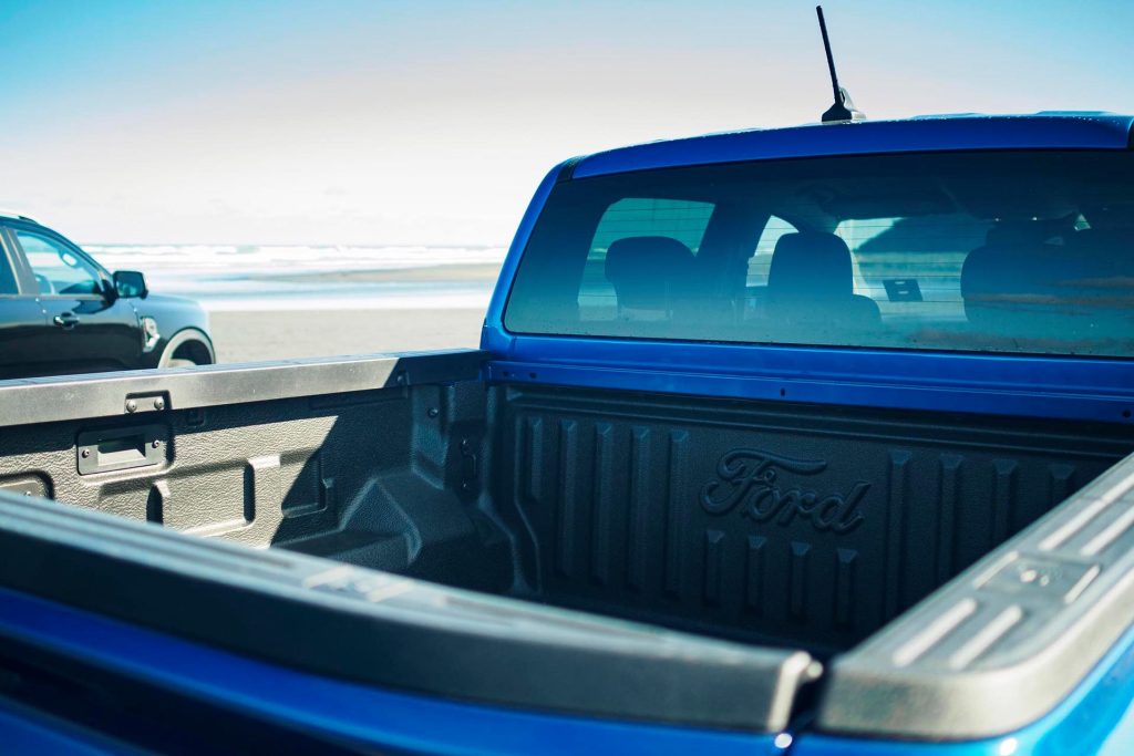 2022 Ford Ranger XLT 4x4 tray