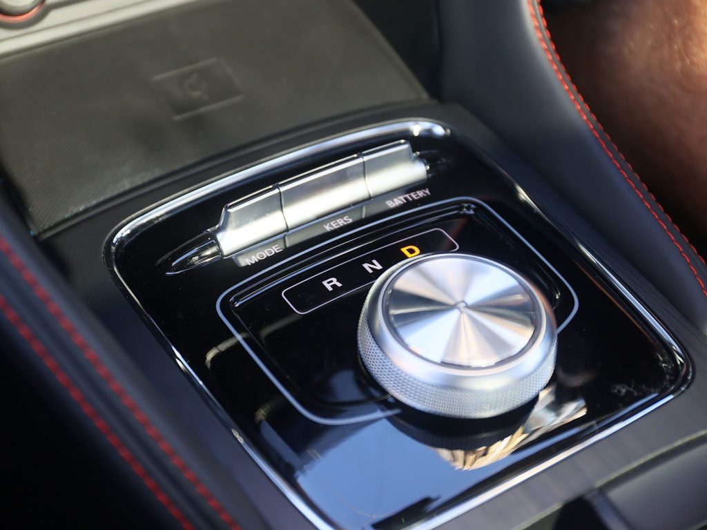 2022 MG ZS EV gear selector