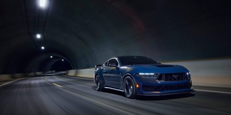 Ford Mustang Dark Horse driving