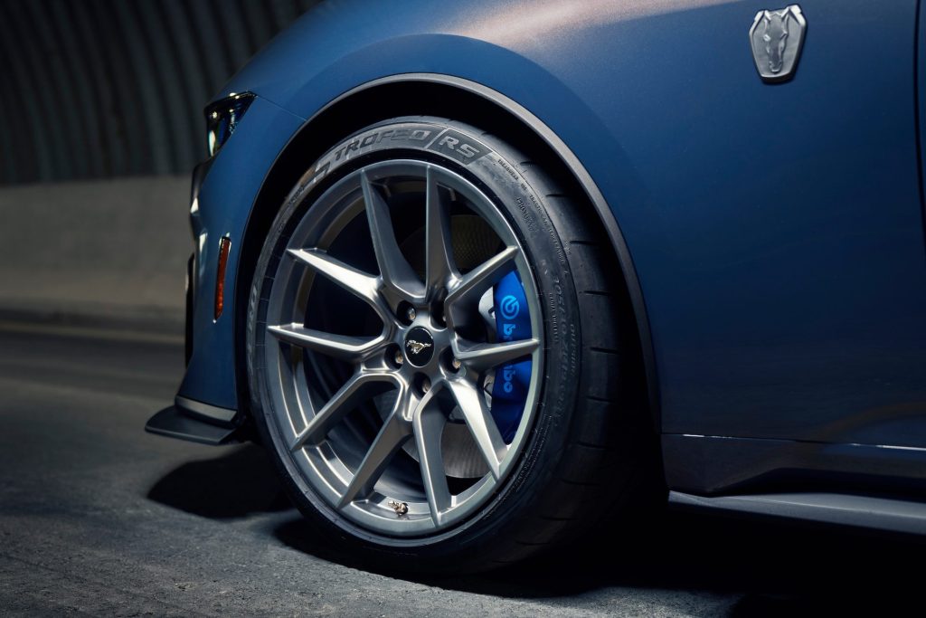 Ford Mustang Dark Horse wheel shot