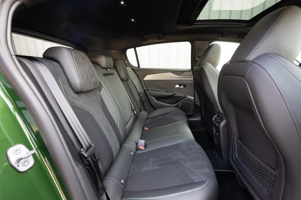 2022 Peugeot 308 back seat