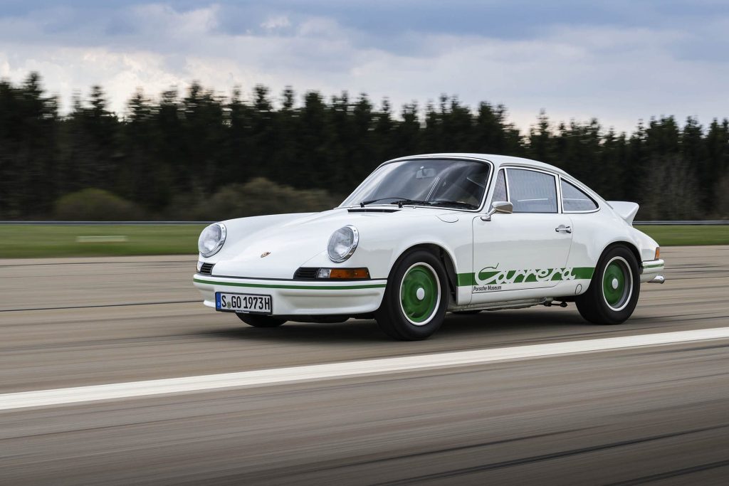 1973 Porsche 911 2.7 Carrera RS driving