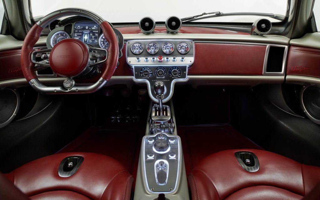 Pagani Utopia interior view