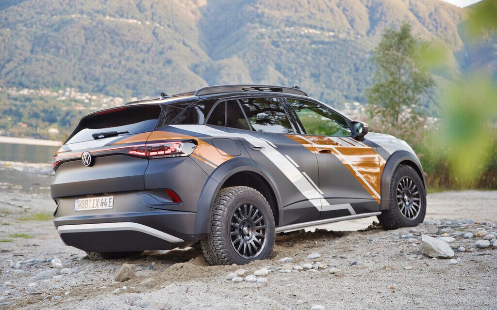 Volkswagen ID.Xtreme rear three quarter view driving over gravel