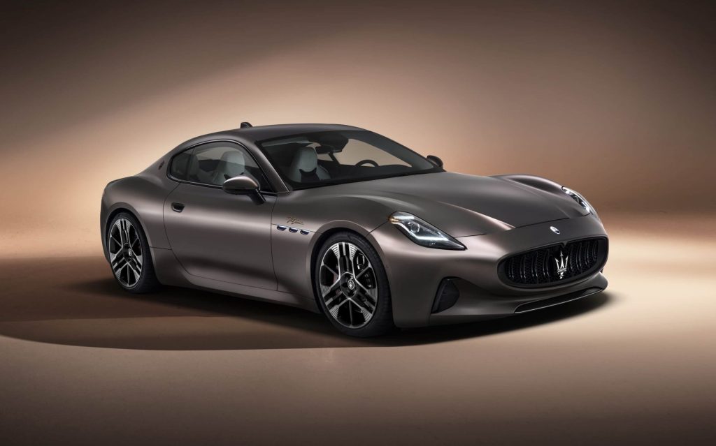 Maserati GranTurismo Folgore front three quarter view