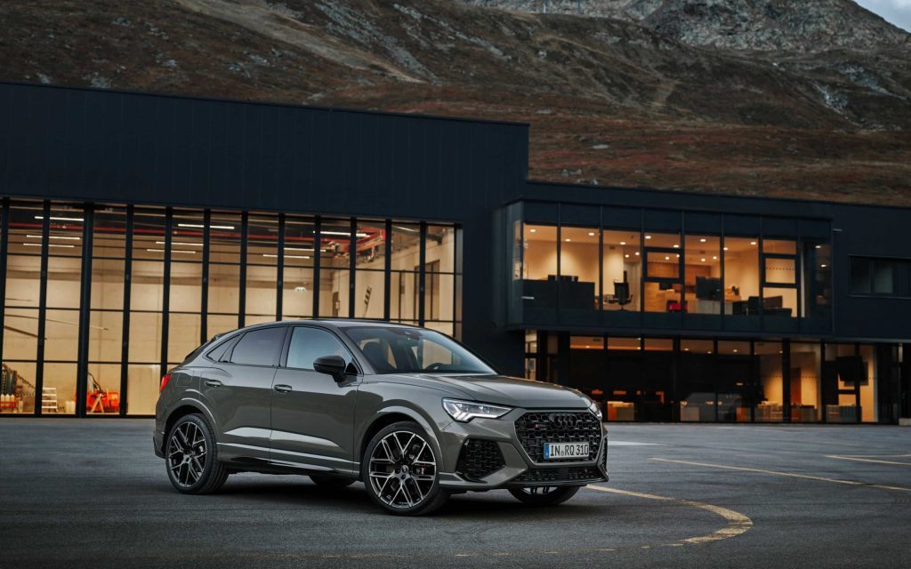 Audi RS Q3 Edition 10 Years front three quarter view