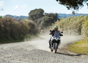 2022 CFMoto 800MT Touring action