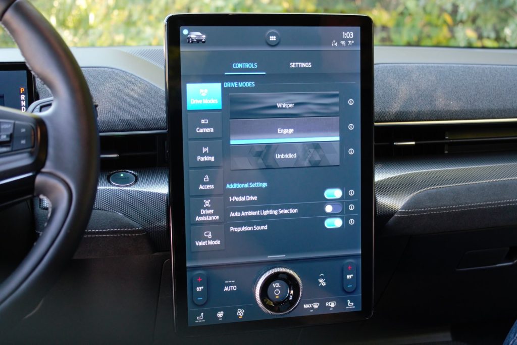 Mach-E's touchscreen is BIG