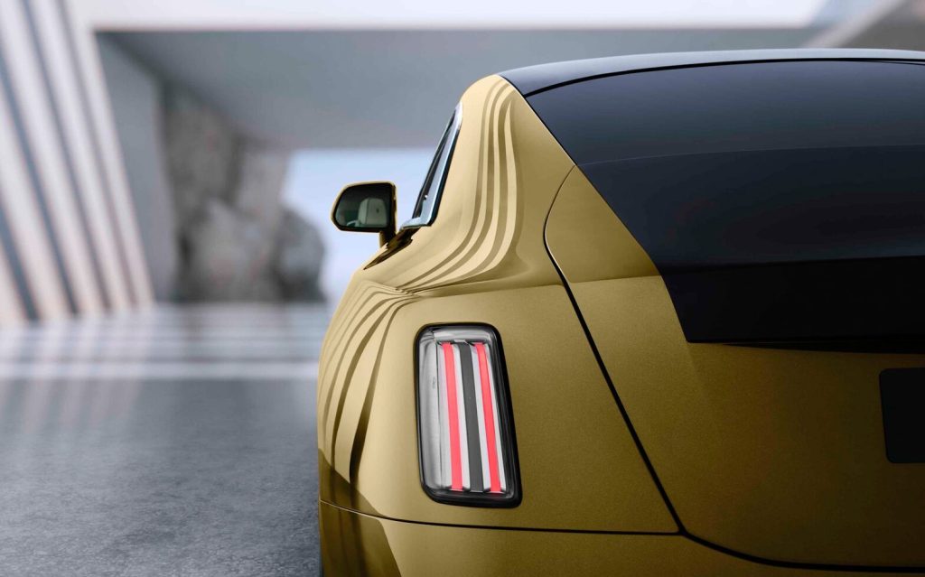 Rolls-Royce Spectre rear light detail view
