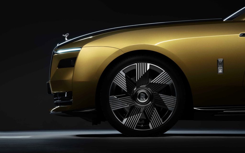 Rolls-Royce Spectre front wheel close up view