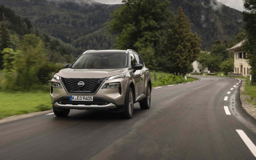 Nissan X-Trail e-Power front three quarter view driving