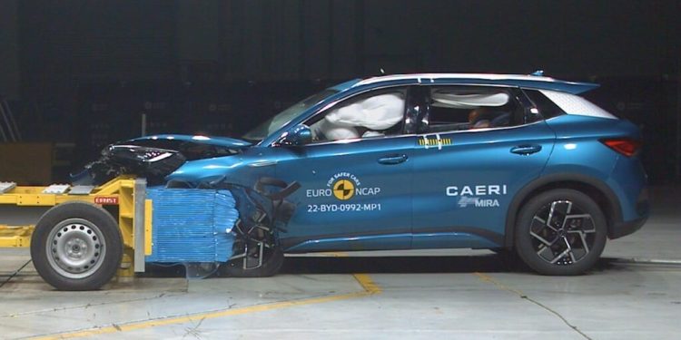 BYD Atto 3 front impact crash test side view