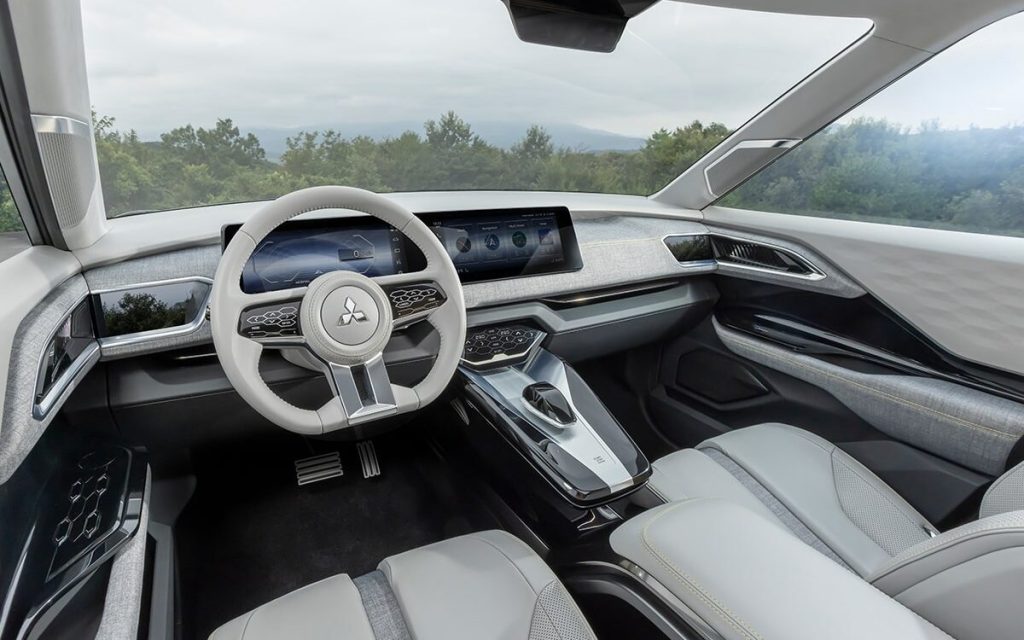 Mitsubishi XFC Concept interior view