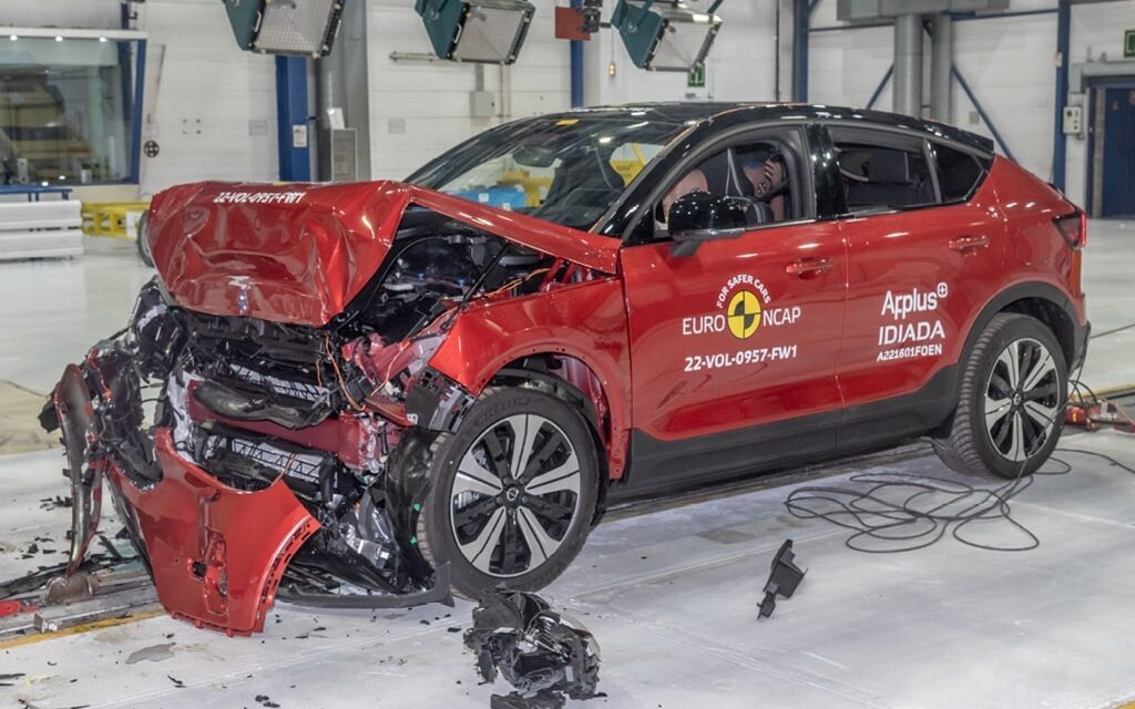 Volvo C40 Recharge front impact crash test