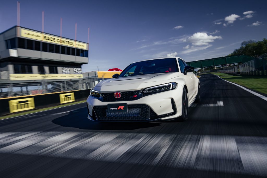 2023 Honda Civic Type R on Pukekohe race track