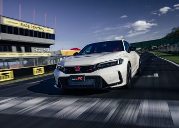 2023 Honda Civic Type R on Pukekohe race track