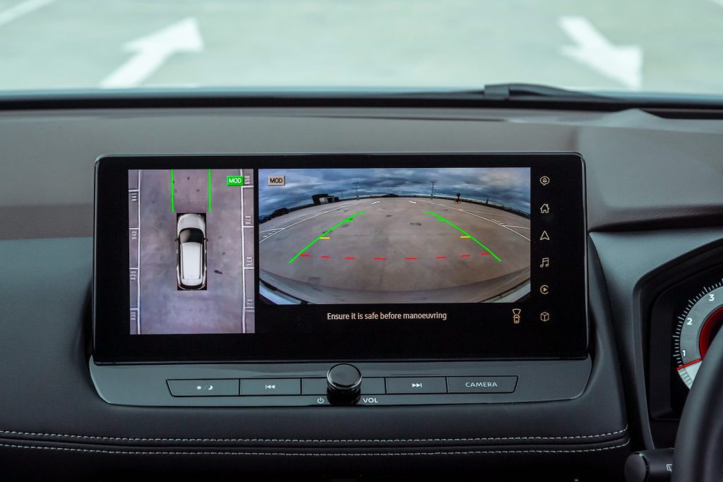 2023 Nissan X-Trail has a good reversing camera