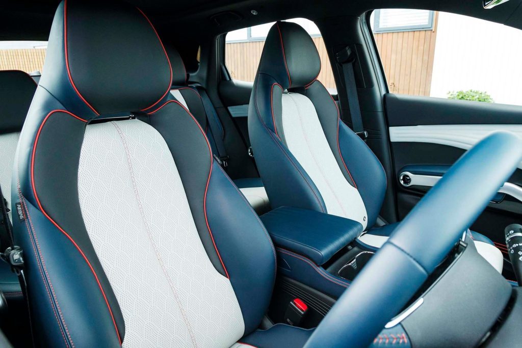 BYD Atto 3 Extended front seats
