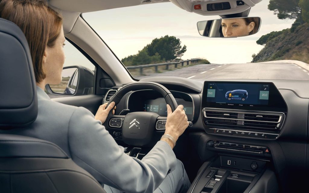 Citroen C5 Aircross facelift interior view