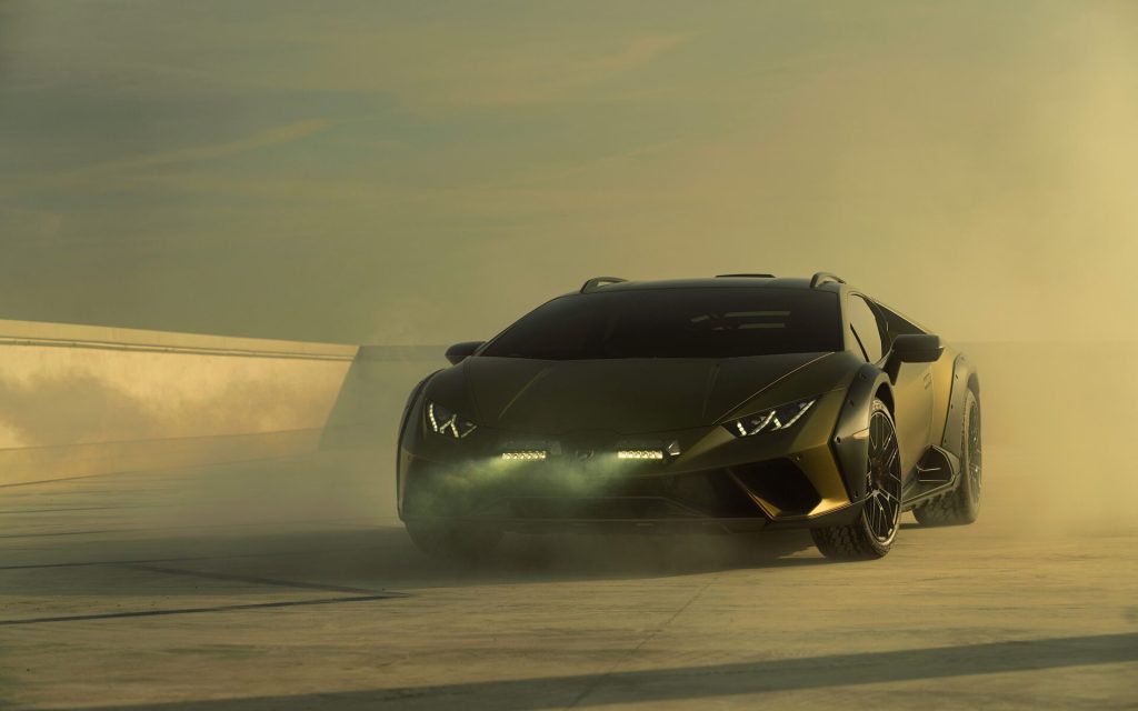 Lamborghini Huracan Sterrato front three quarter view
