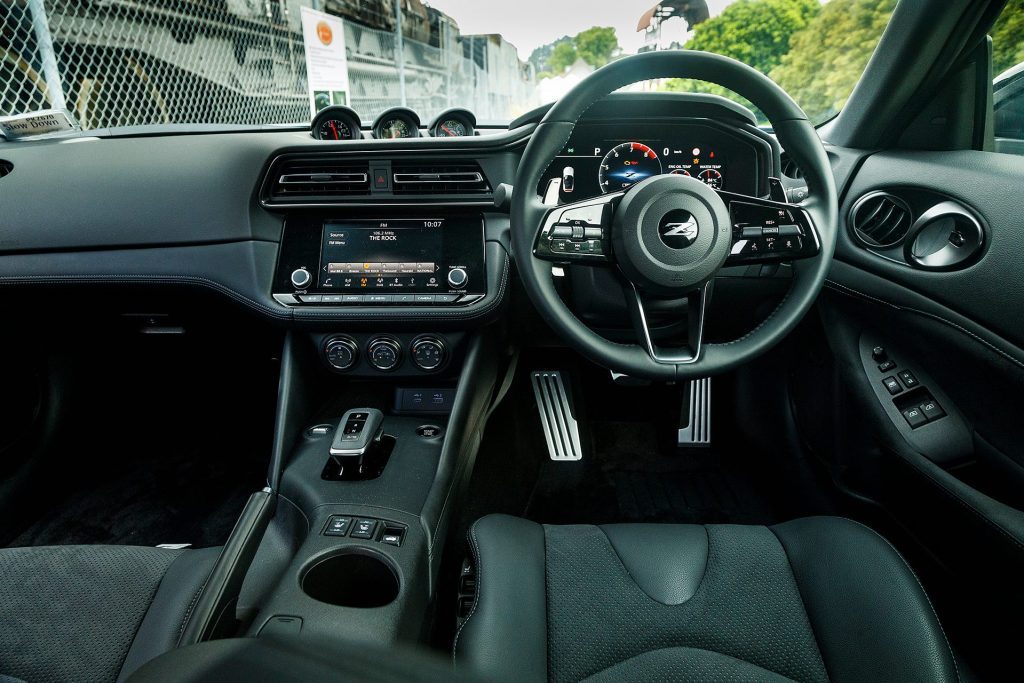 Nissan Z Coupe interior