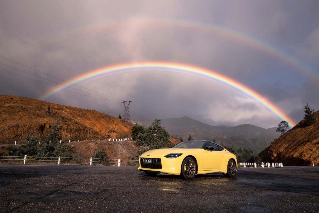 Nissan Z Coupe rainbows