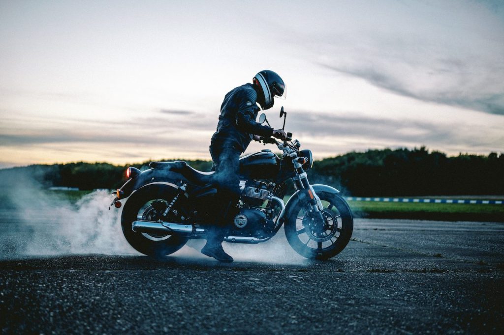 Royal Enfield Super Meteor 650 burnout