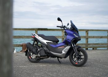 2022 Aprilia SR GT 200 on wharf