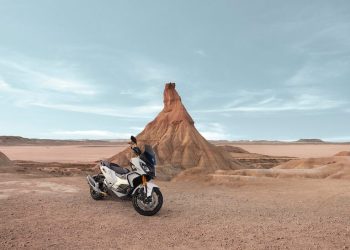 Peugeot XP400 parked in desert