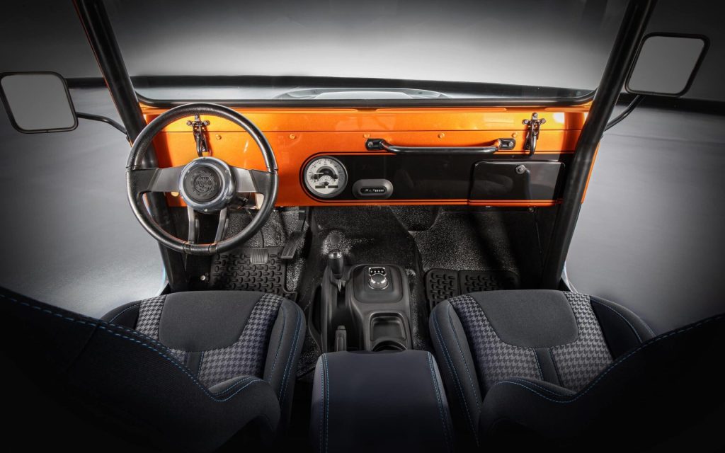Jeep CJ Surge Electromod Concept interior view