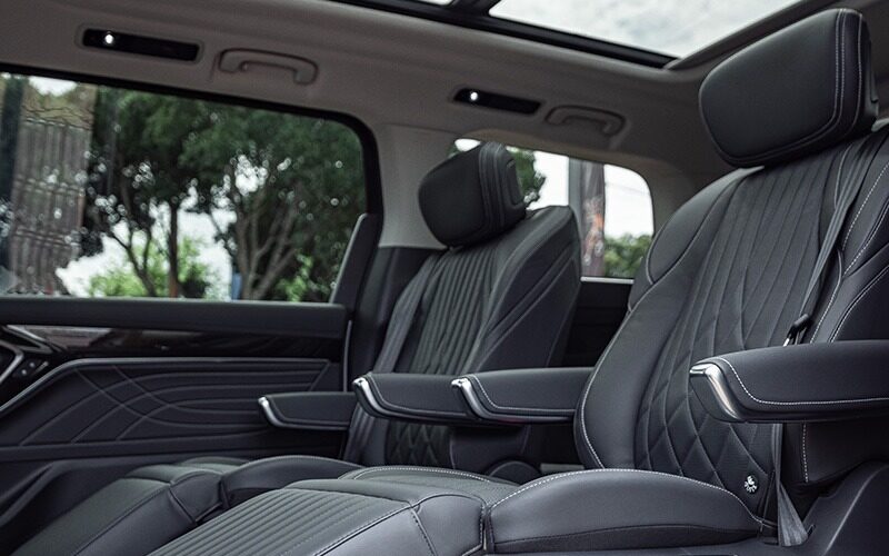 LDV MIDA rear seats