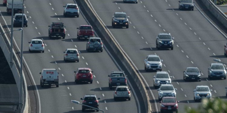 Cars on Newmarket viaduct motorway