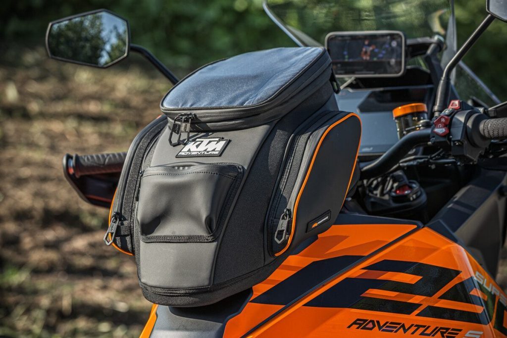 KTM Super Adventure S pannier