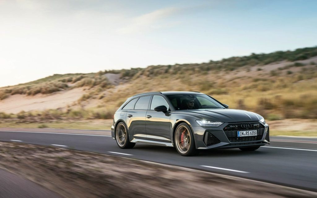 Audi RS 6 Avant Performance front three quarter view driving