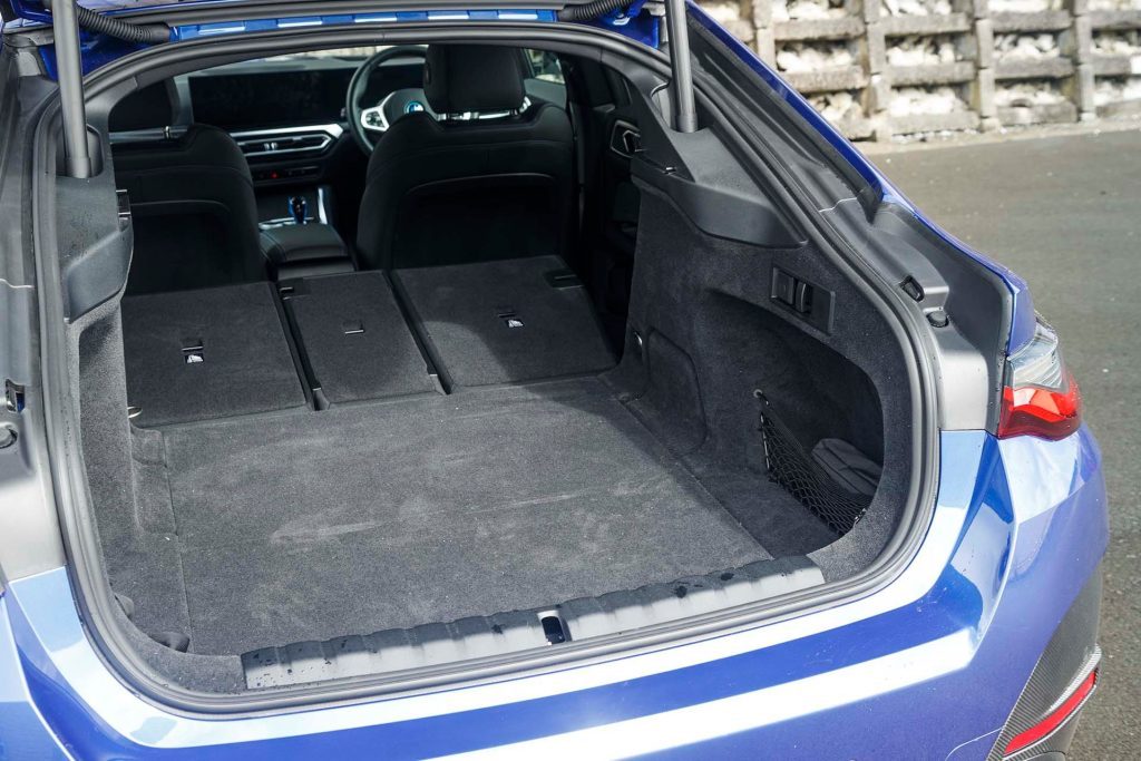 BMW i4 M50 xDrive boot