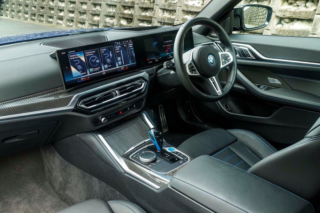 BMW i4 M50 xDrive interior