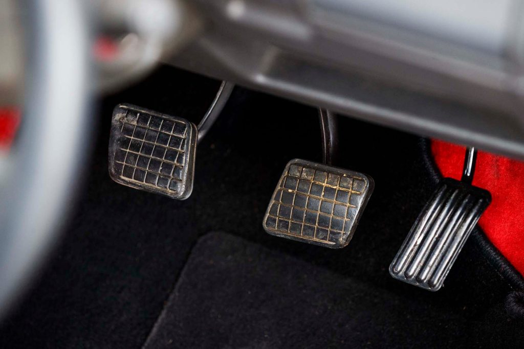 Peugeot 205 GTi pedals