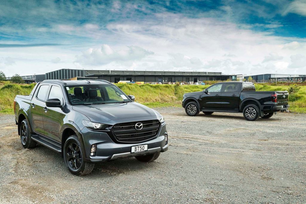 Ford Ranger Sport vs 2022 Mazda BT-50 Takami static