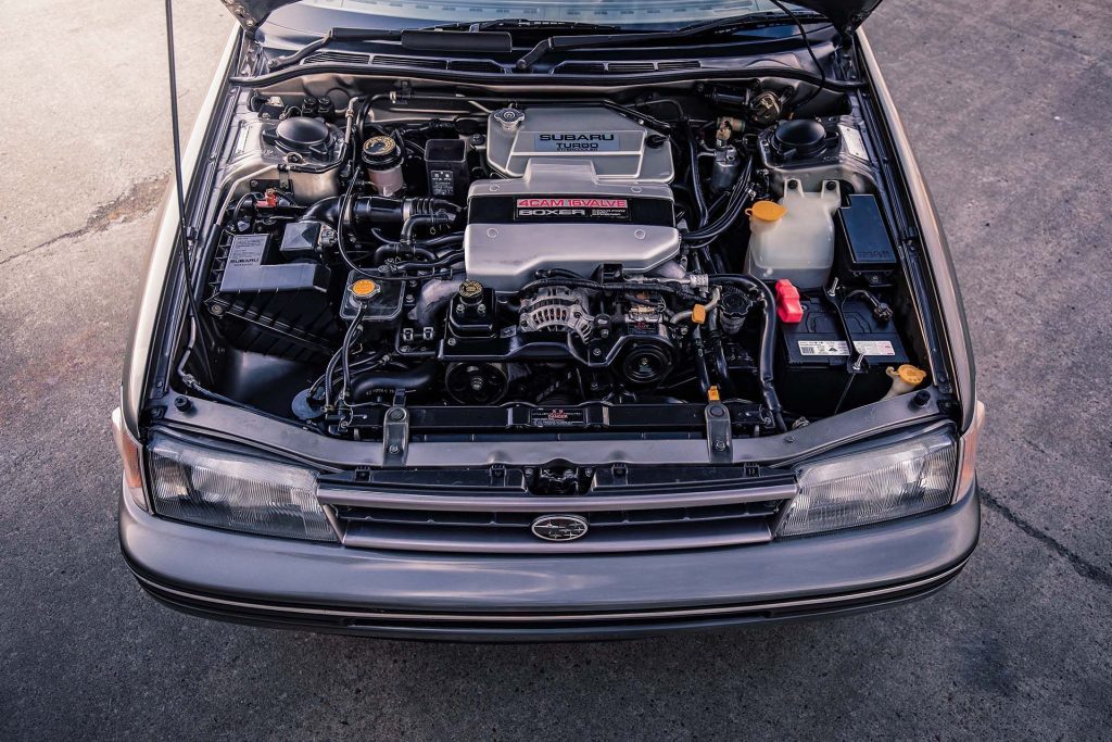 Subaru Legacy RS engine