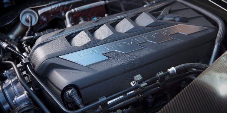 Chevrolet Corvette V8 engine