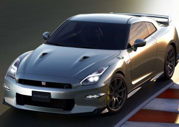 2024 Nissan GT-R front three quarter view