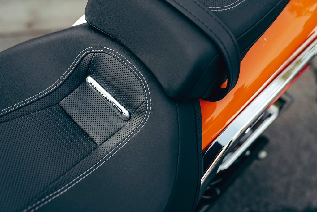Harley-Davidson Breakout seat