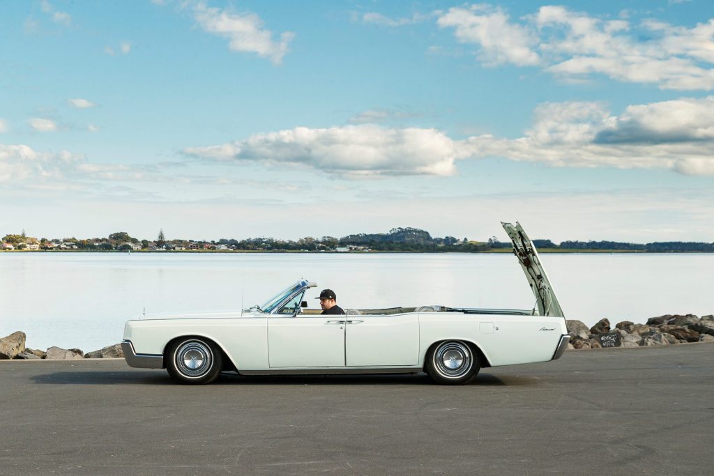 1967 Lincoln Continental Convertible roof in operation