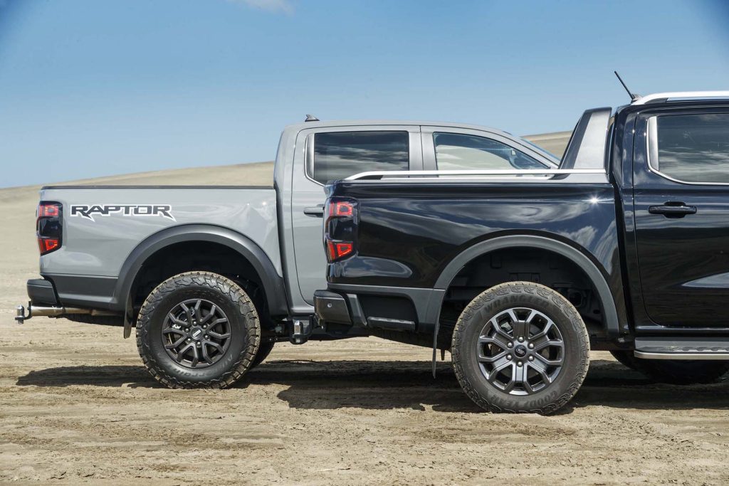 Ford Ranger Raptor vs Ford Ranger Wildtrak trays