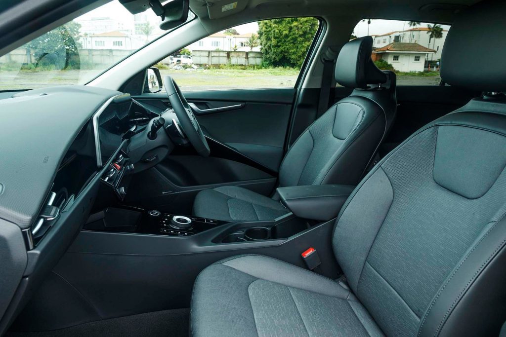 Kia Niro Hybrid GT-Line front seats